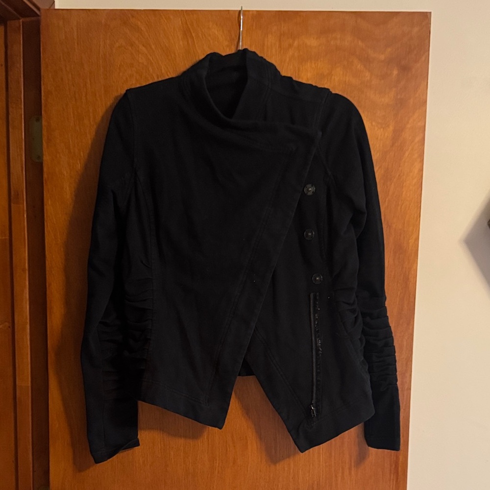 Lululemon Women's Black Asymmetrical button up Jacket